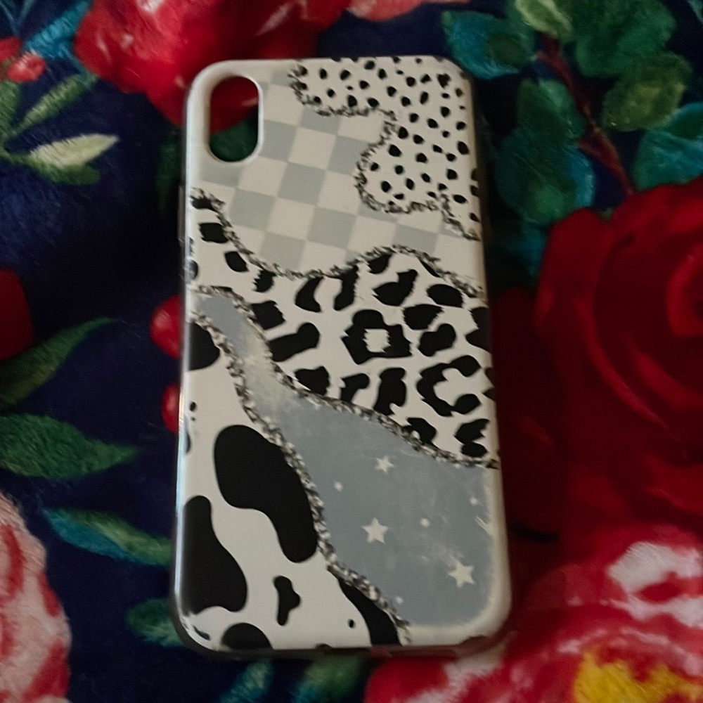 Aesthetic IPHONE XR CASE